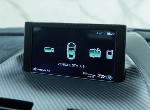 Aston Martin Vantage GT12 17