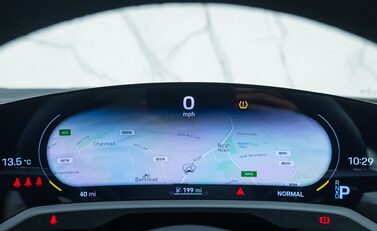 Porsche Taycan 4S SPORT TURISMO 22