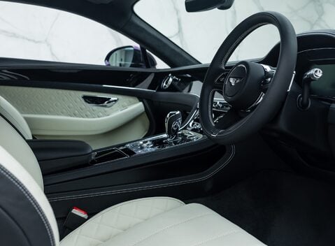 Bentley Continental GT V8 13