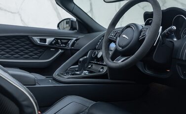 Jaguar F-Type PROJECT 7 16