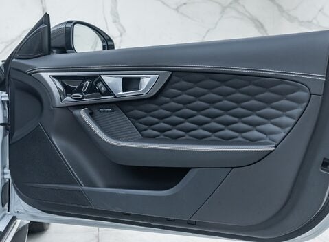 Jaguar F-Type PROJECT 7 32