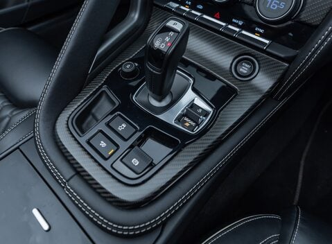 Jaguar F-Type PROJECT 7 29