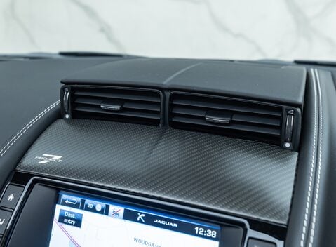 Jaguar F-Type PROJECT 7 25