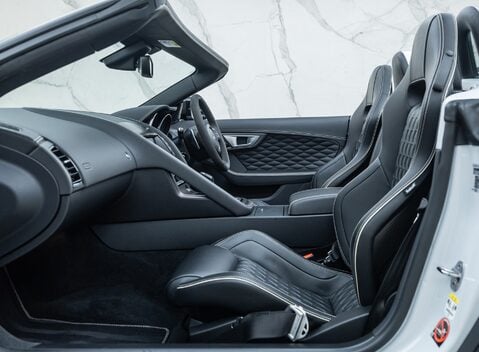 Jaguar F-Type PROJECT 7 22