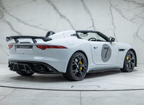 Jaguar F-Type PROJECT 7 9