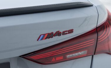 BMW M4 CS 44