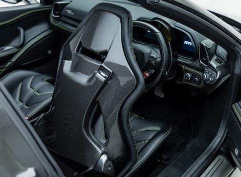 Ferrari 458 SPIDER 19