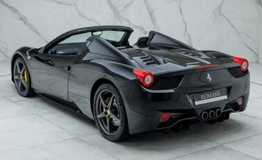 Ferrari 458 SPIDER 15