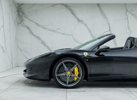 Ferrari 458 SPIDER 44