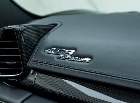 Ferrari 458 SPIDER 25