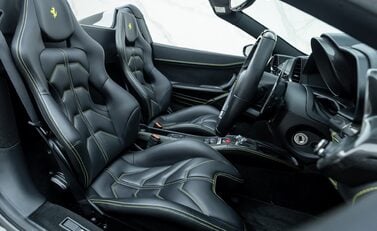 Ferrari 458 SPIDER 17