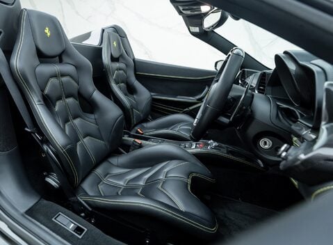 Ferrari 458 SPIDER 17