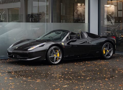 Ferrari 458 SPIDER 2