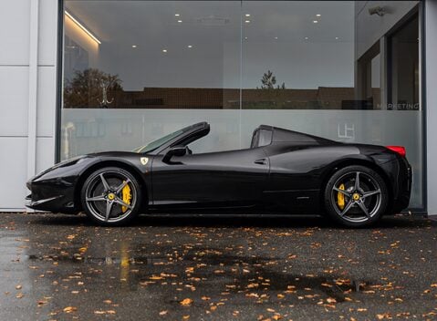 Ferrari 458 SPIDER 3