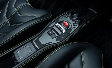 Ferrari 458 SPIDER 28