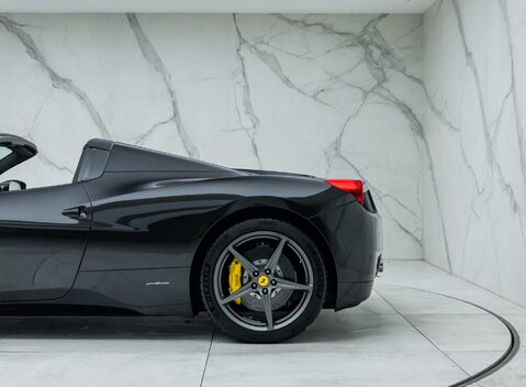 Ferrari 458 SPIDER 45