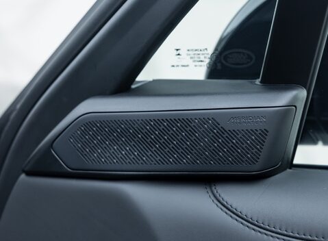 Land Rover Range Rover D350 AUTOBIOGRAPHY OVERFINCH 33