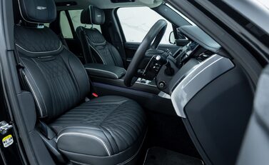 Land Rover Range Rover D350 AUTOBIOGRAPHY OVERFINCH 15