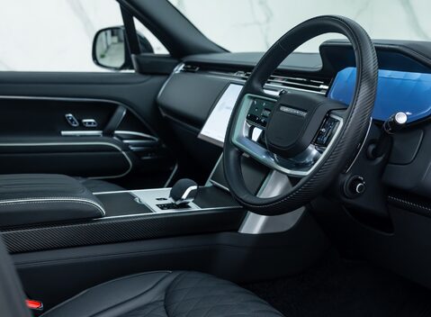 Land Rover Range Rover D350 AUTOBIOGRAPHY OVERFINCH 13