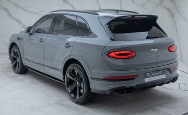 Bentley Bentayga V8 AZURE 12
