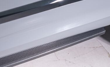 Bentley Bentayga V8 AZURE 38