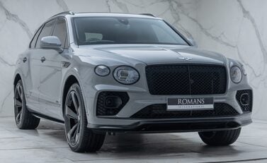 Bentley Bentayga V8 AZURE 9
