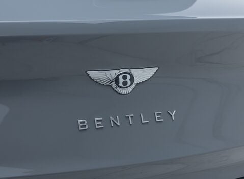 Bentley Bentayga V8 AZURE 40