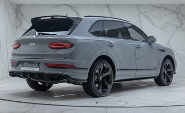 Bentley Bentayga V8 AZURE 6