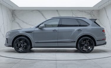 Bentley Bentayga V8 AZURE 5