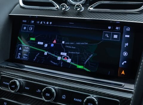 Bentley Bentayga V8 AZURE 25