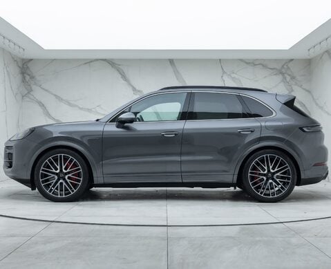 Porsche Cayenne TURBO E-HYBRID