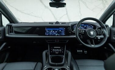 Porsche Cayenne TURBO E-HYBRID 21