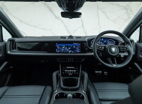 Porsche Cayenne TURBO E-HYBRID 21