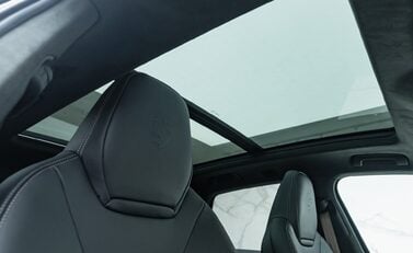 Porsche Cayenne TURBO E-HYBRID 16