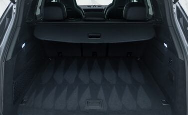 Porsche Cayenne TURBO E-HYBRID 39