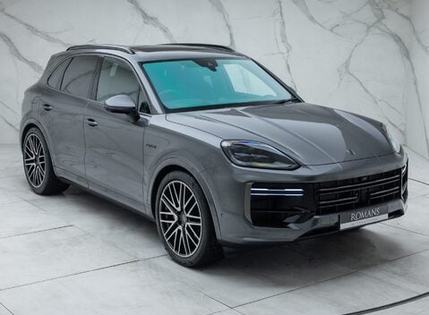 Porsche Cayenne TURBO E-HYBRID 11