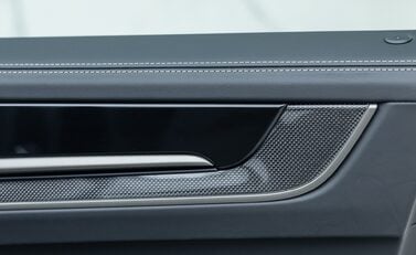 Porsche Cayenne TURBO E-HYBRID 29