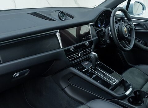 Porsche Macan GTS 20