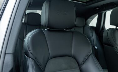 Porsche Macan GTS 15