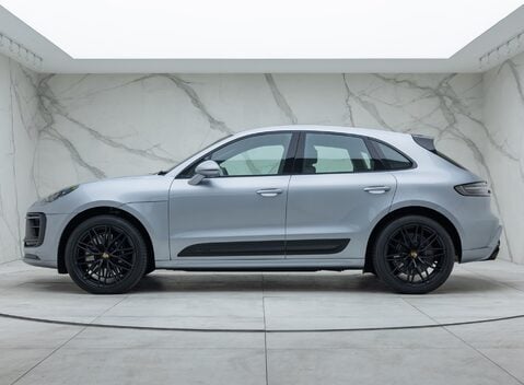 Porsche Macan GTS 5