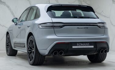 Porsche Macan GTS 10