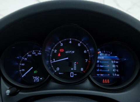 Porsche Macan GTS 22