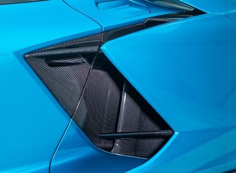 Lamborghini Revuelto 34