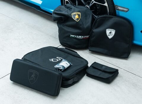 Lamborghini Revuelto 39