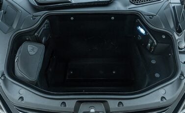 Lamborghini Revuelto 44