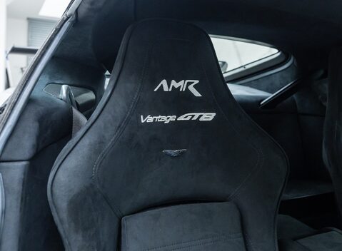 Aston Martin Vantage GT8 15