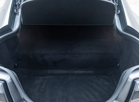 Aston Martin Vantage GT8 47