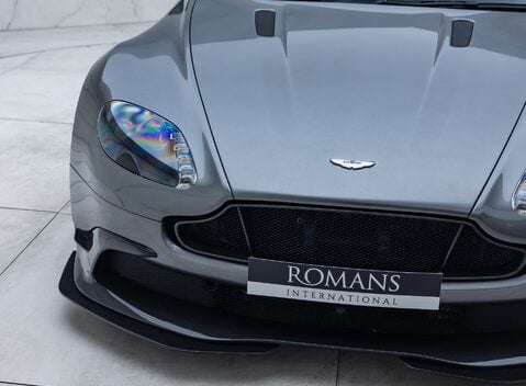Aston Martin Vantage GT8 26