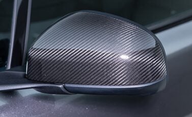 Aston Martin Vantage GT8 32