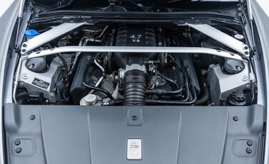 Aston Martin Vantage GT8 44